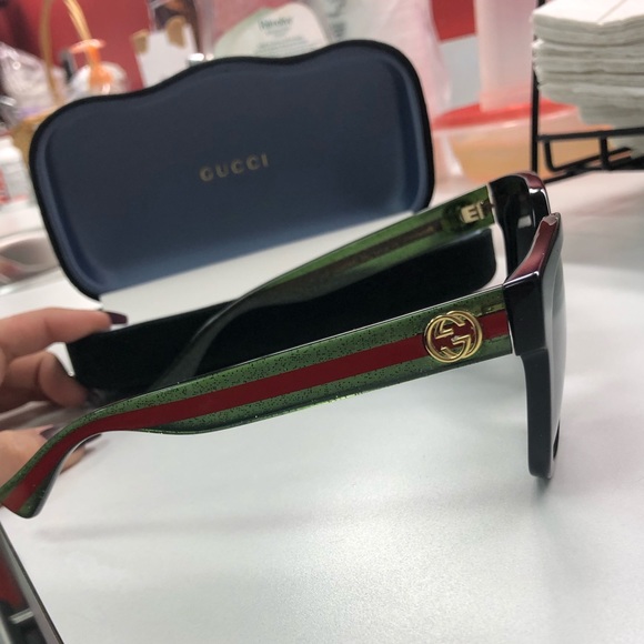 Gucci Sunglasses - Picture 3 of 8